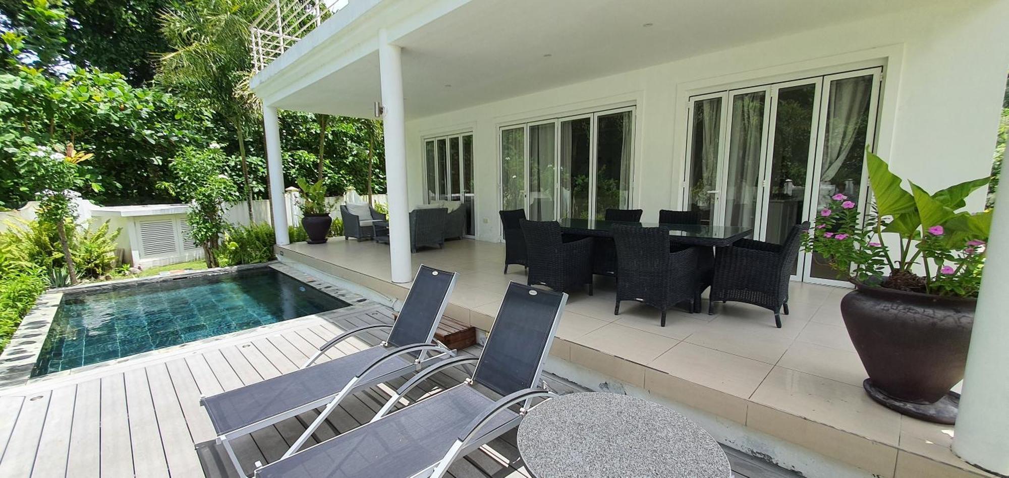Villa Blanc - Chateau Elysium โบวาลง ภายนอก รูปภาพ